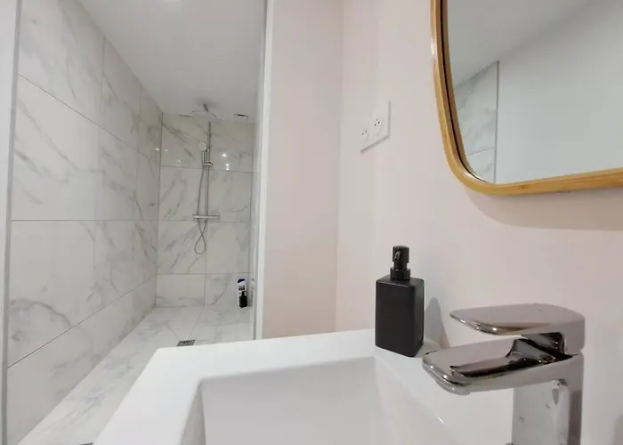 Mascate - Climatise En Hypercentre Apartment