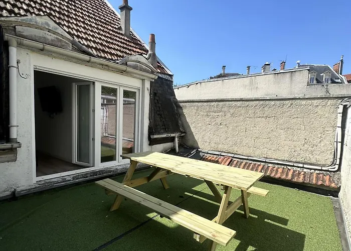 Mascate - Climatise En Hypercentre Apartment